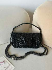 Picture of Valentino Handbags _SKUfw184633399fw